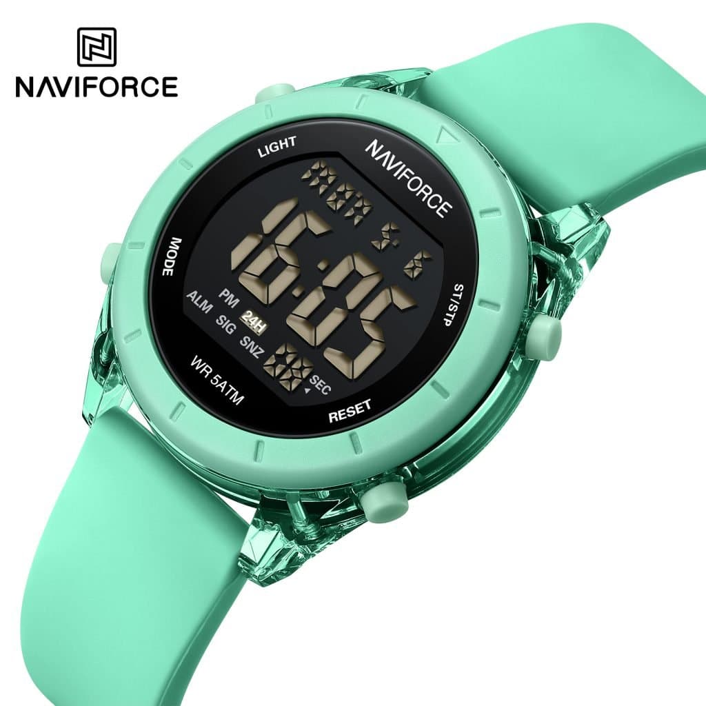 ساعة نافيفورس NF 7108 بأرقام عصرية